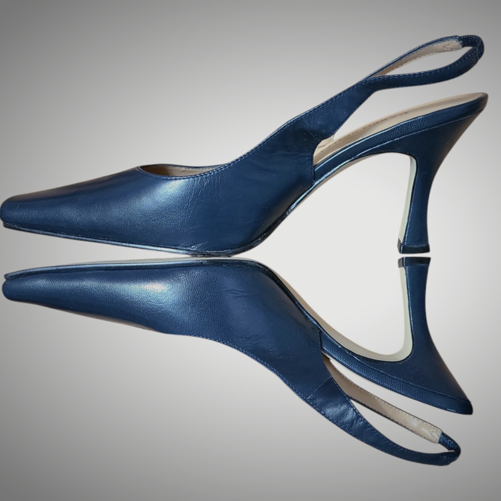 Karen Scott size 6M Elegant Blue Slingback Heels